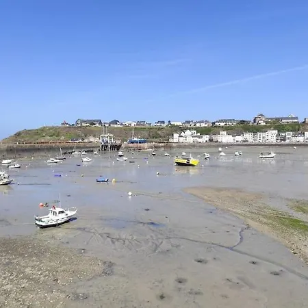 Avec Vue Sur A Granville. A 3 Min Апартаменты *