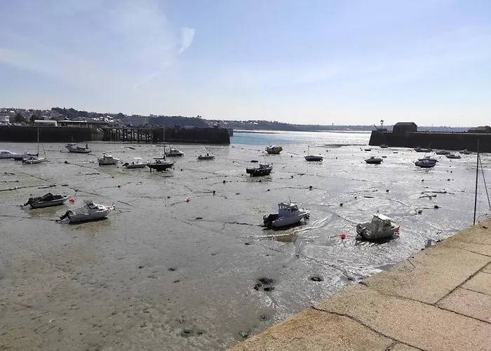 아파트 Avec Vue Sur A Granville. A 3 Min *