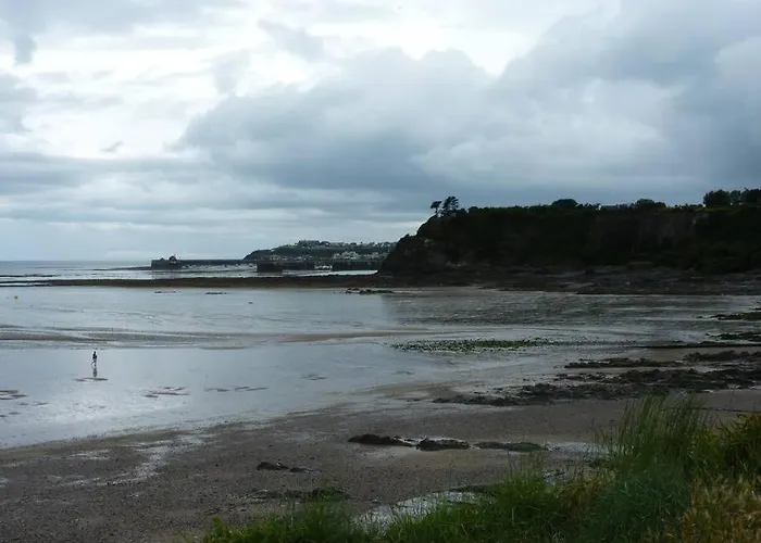 Avec Vue Sur A Granville. A 3 Min *